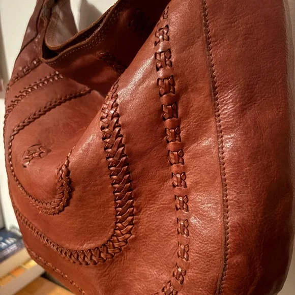 Campomaggi Corallo cognac leather crossbody or hobo bag